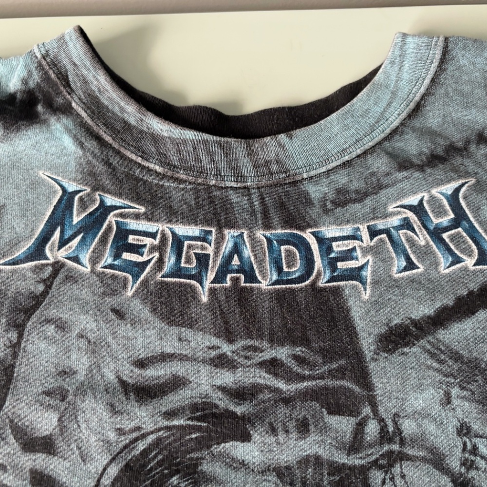 Vintage 00s Megadeth Shirt in Pristine Condition - Picture 2 of 5